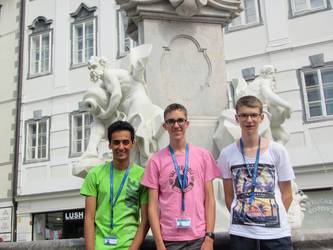 Part of the CEOI17 delegation at the robba fountain
